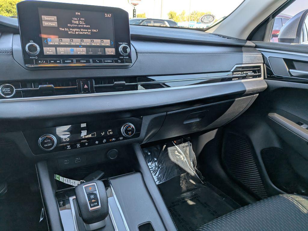 used 2022 Mitsubishi Outlander car, priced at $20,988