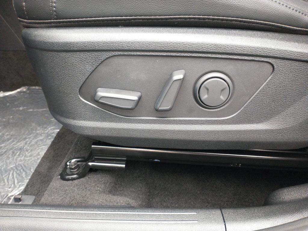 new 2025 Kia Sportage car, priced at $33,640