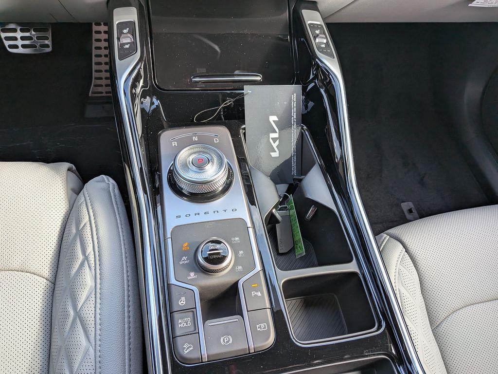 new 2026 Kia Sorento Hybrid car, priced at $46,895