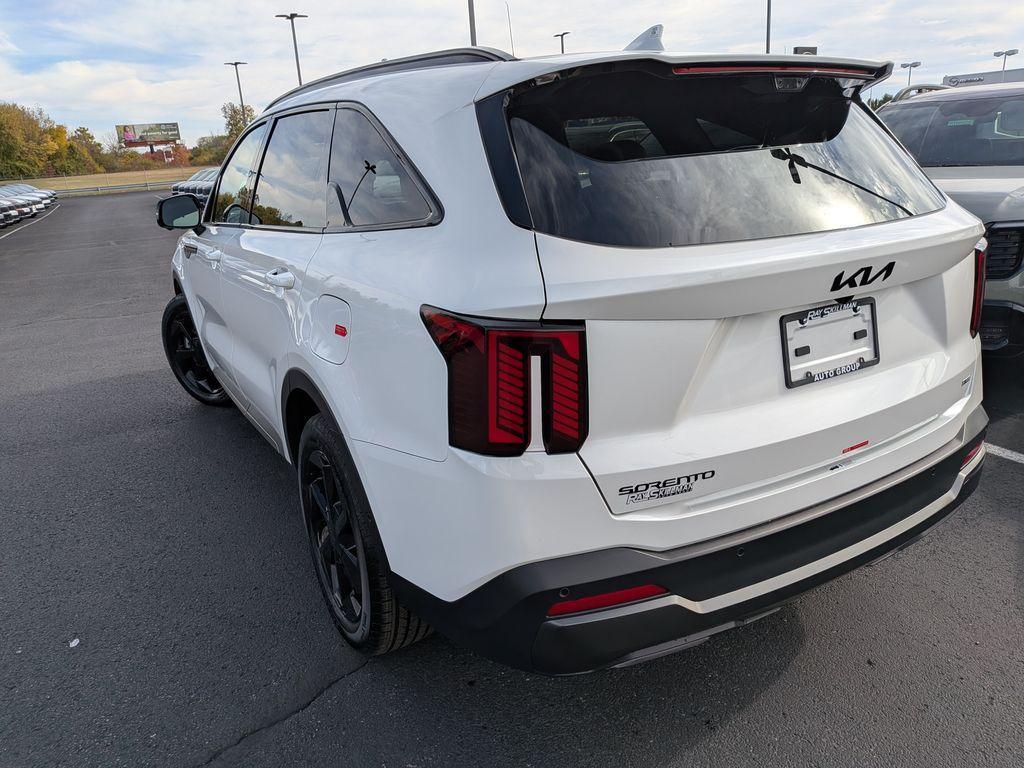new 2026 Kia Sorento Hybrid car, priced at $46,895
