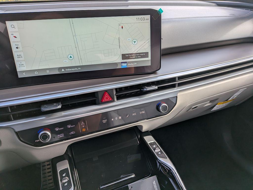 new 2026 Kia Sorento Hybrid car, priced at $46,895