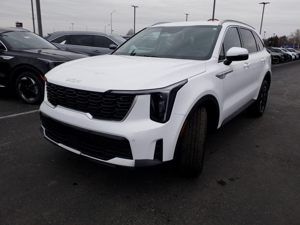 new 2025 Kia Sorento car, priced at $38,800