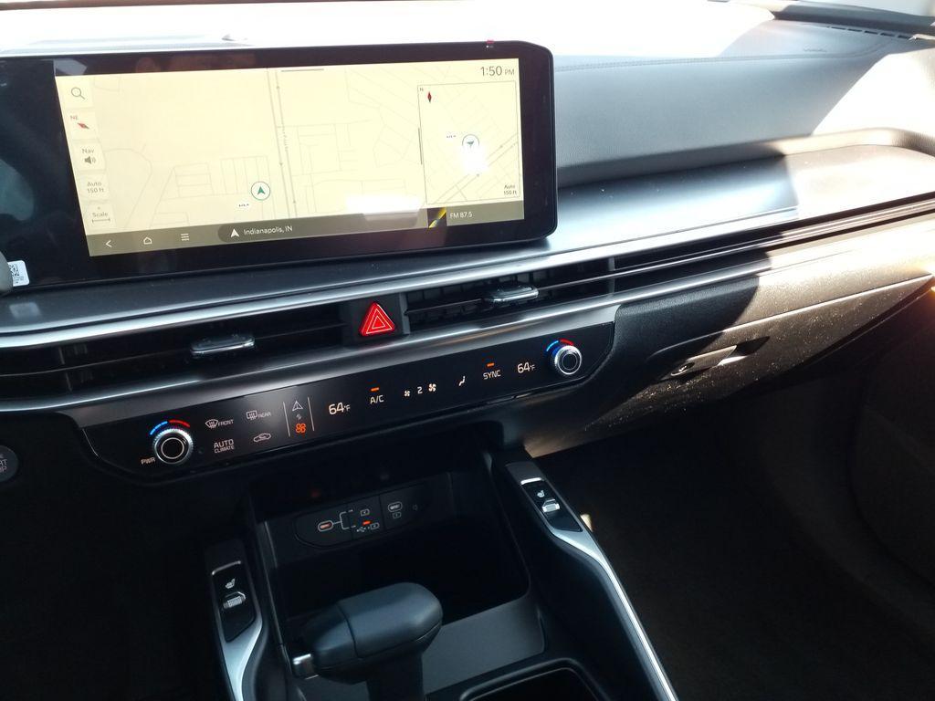 new 2025 Kia Sorento car, priced at $39,821