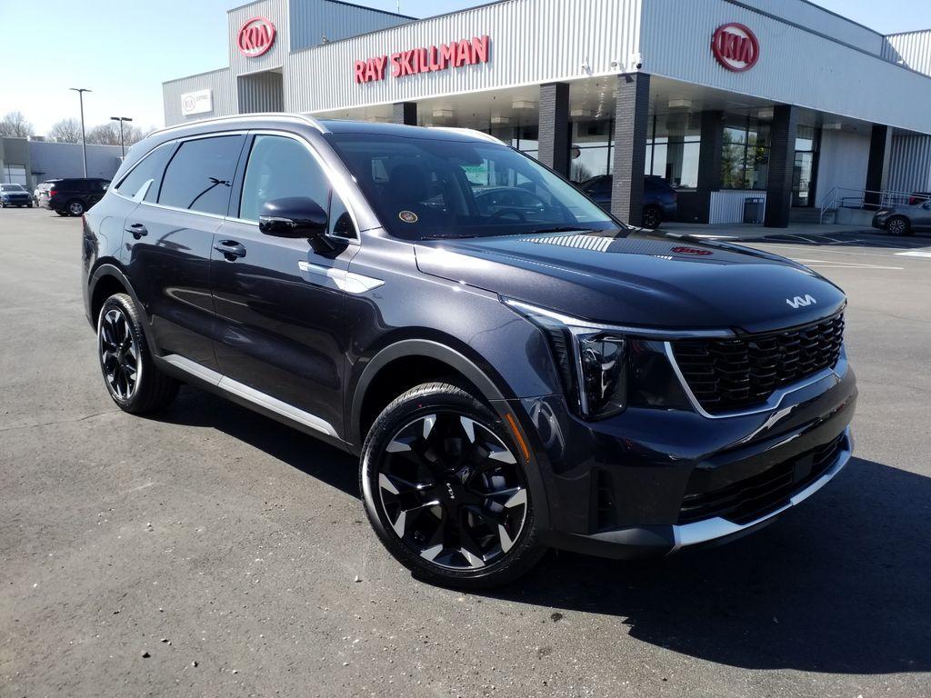 new 2025 Kia Sorento car, priced at $41,005