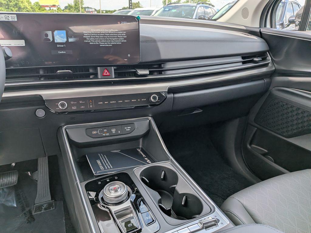 new 2026 Kia Carnival Hybrid car, priced at $49,231