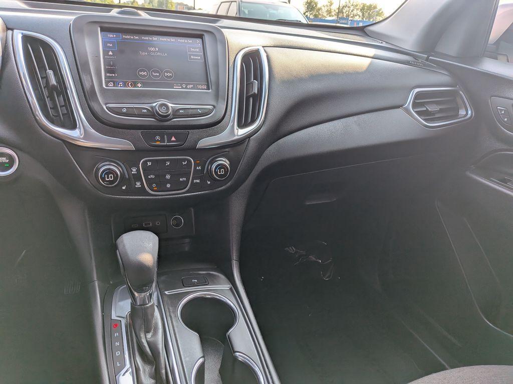 used 2022 Chevrolet Equinox car, priced at $20,488