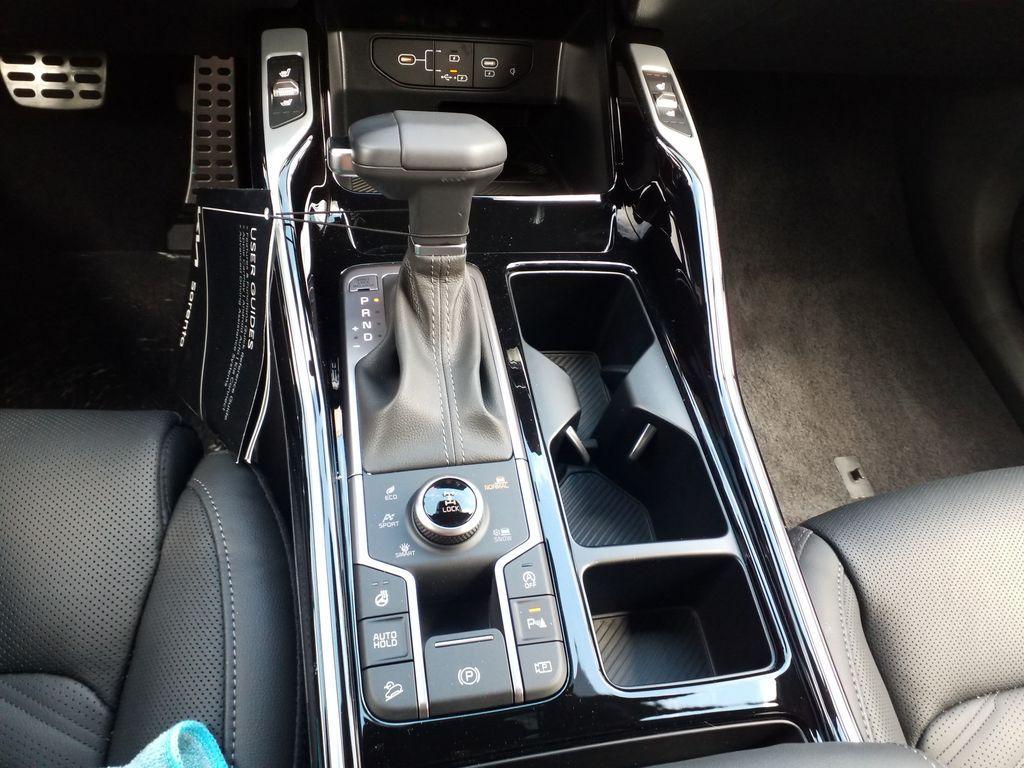 new 2025 Kia Sorento car, priced at $48,940