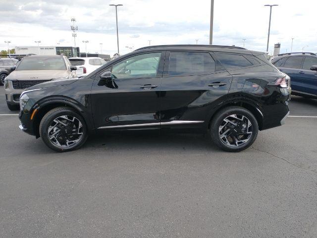 new 2025 Kia Sportage car, priced at $38,140