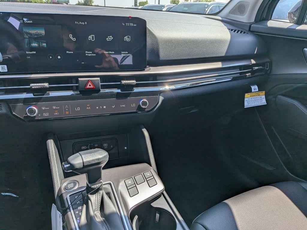 new 2026 Kia Sportage car, priced at $31,335