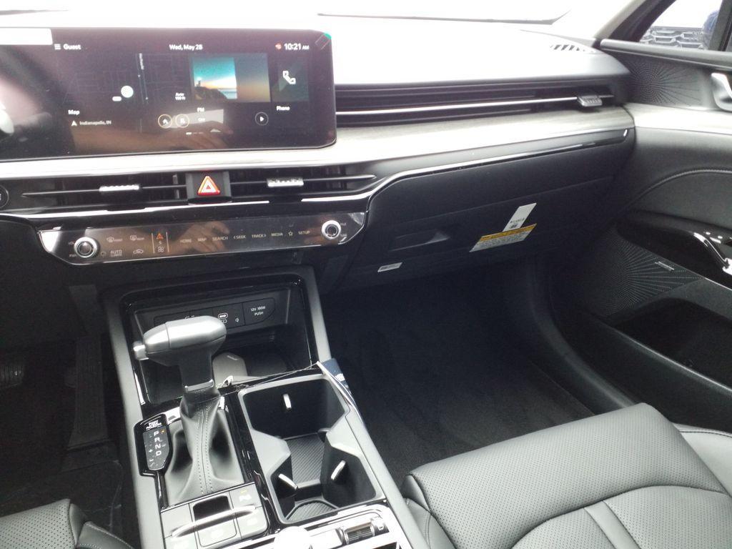 new 2025 Kia K5 car, priced at $36,050