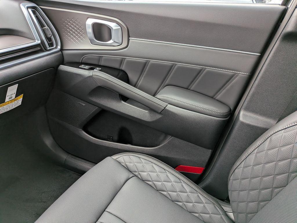 new 2026 Kia Sorento Hybrid car, priced at $46,560