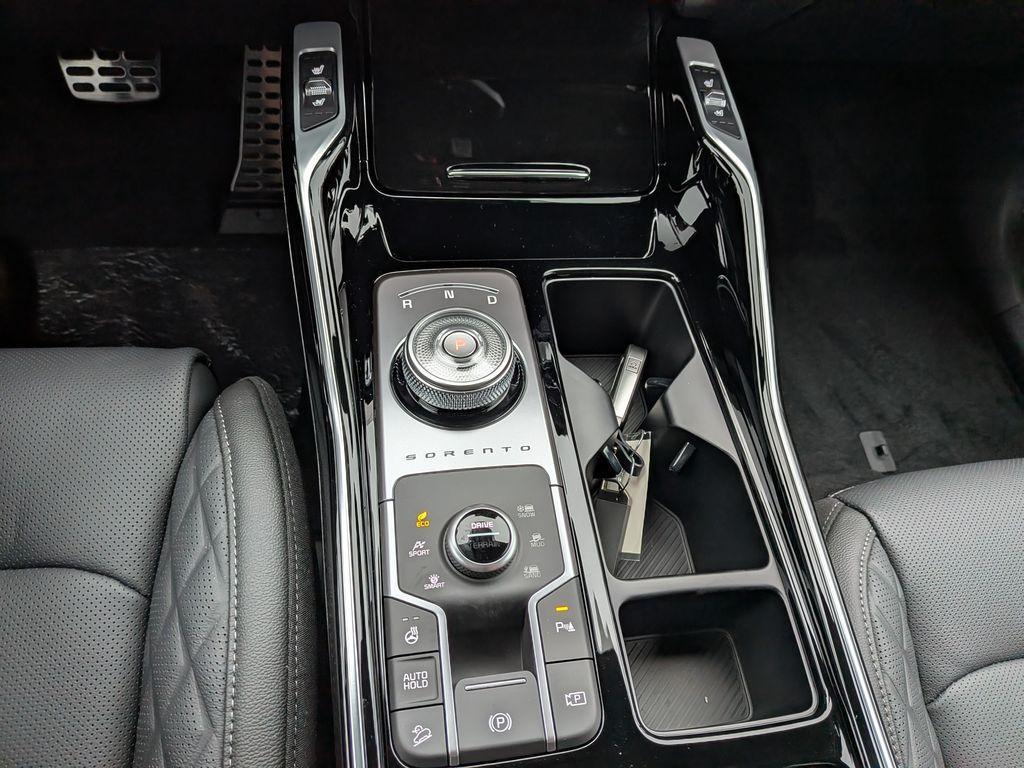 new 2026 Kia Sorento Hybrid car, priced at $46,560