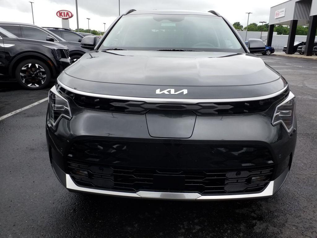 new 2025 Kia Niro EV car, priced at $38,541