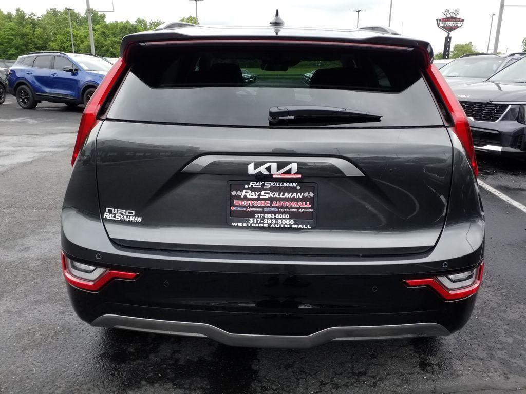 new 2025 Kia Niro EV car, priced at $38,541