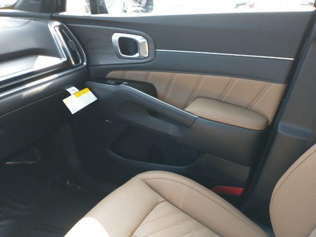 new 2025 Kia Sorento car, priced at $50,955