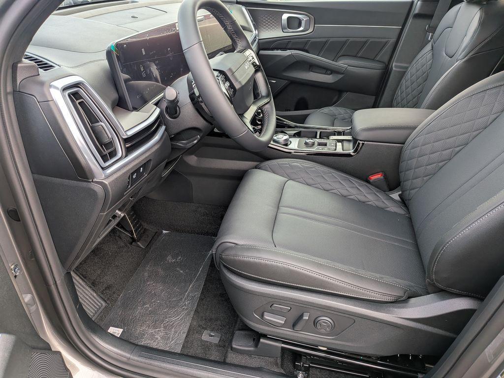 new 2026 Kia Sorento Hybrid car, priced at $46,560