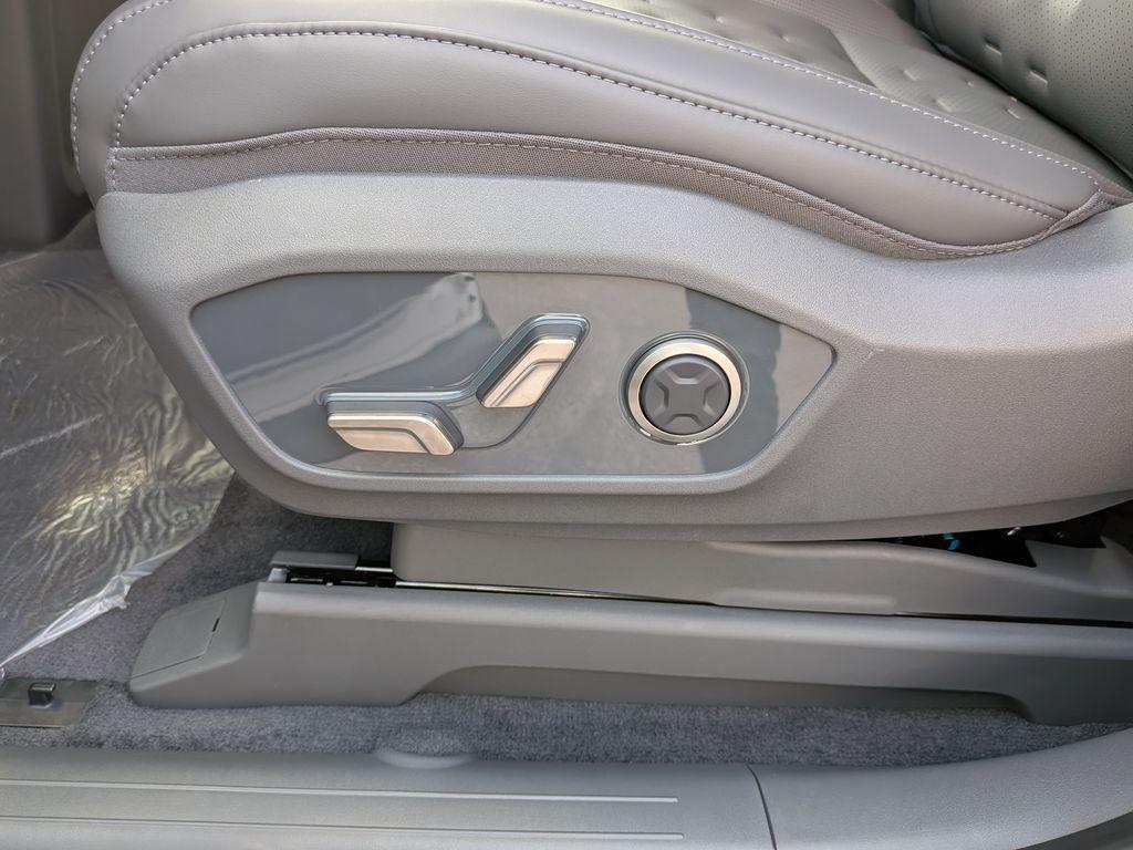 new 2026 Kia EV9 car, priced at $61,315
