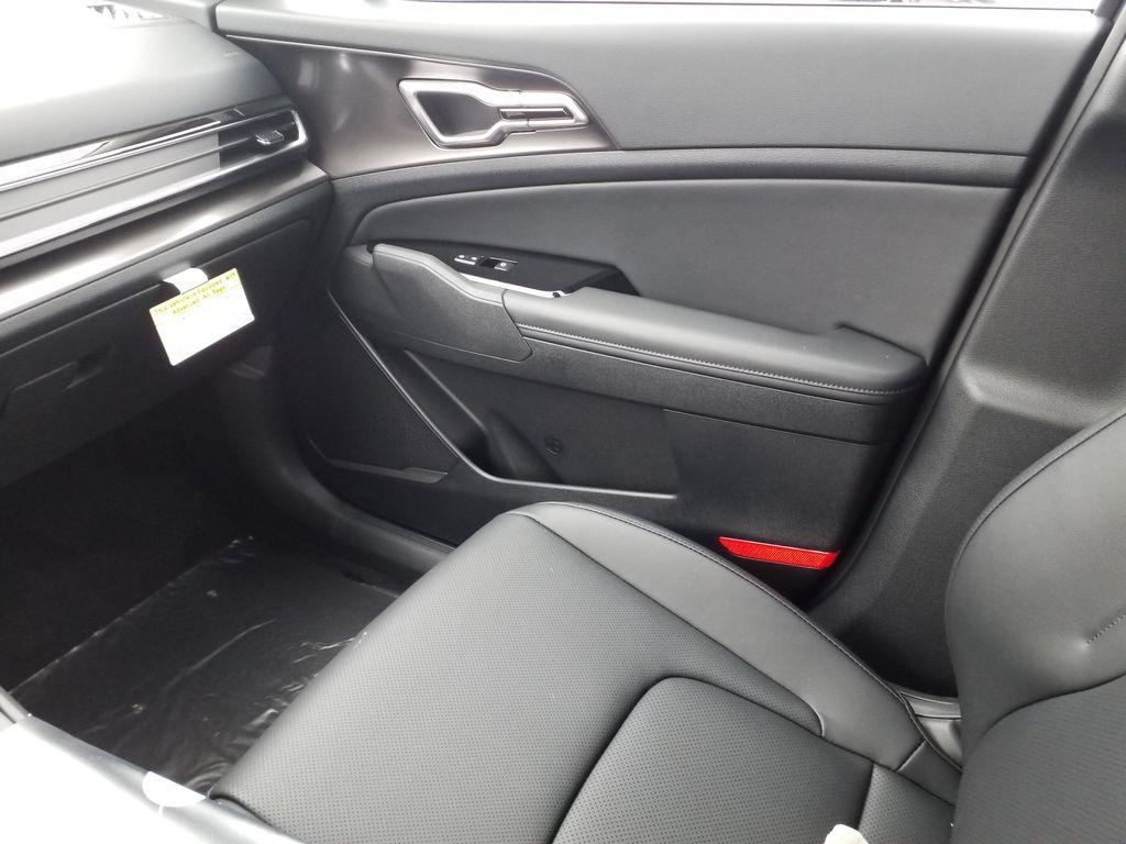 new 2025 Kia Sportage Hybrid car, priced at $35,880