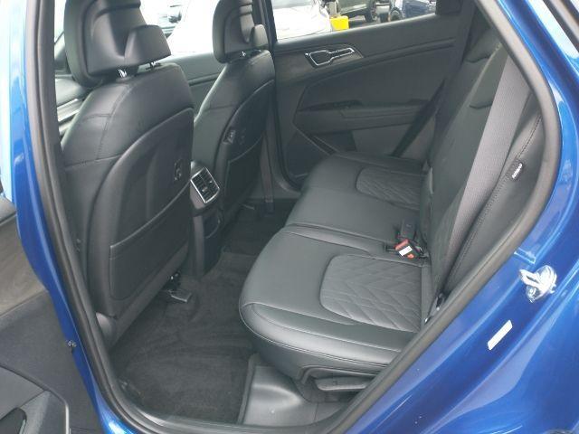 new 2025 Kia Sportage car, priced at $40,385