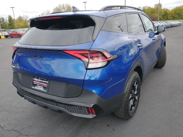 new 2025 Kia Sportage car, priced at $40,385