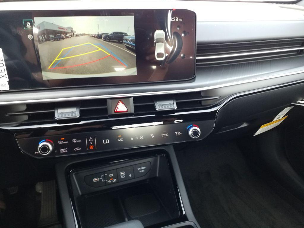 new 2025 Kia K5 car, priced at $31,645