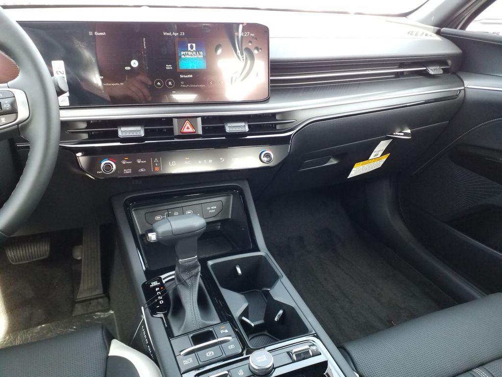 new 2025 Kia K5 car, priced at $31,645