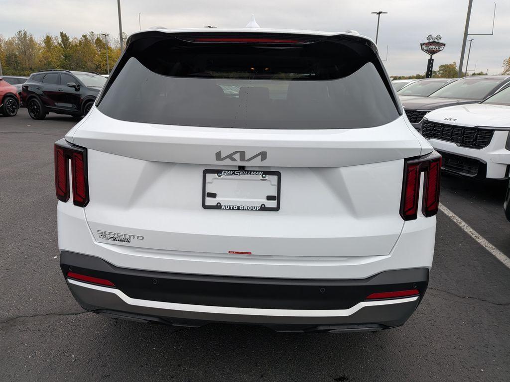 new 2026 Kia Sorento car, priced at $35,295