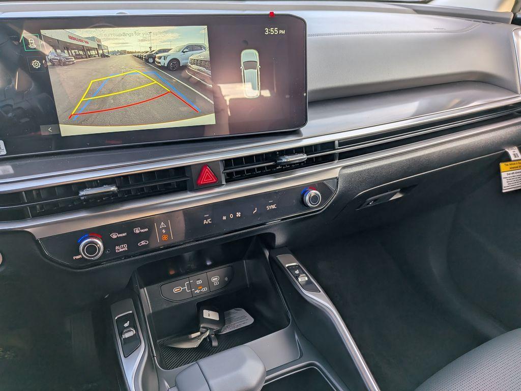 new 2026 Kia Sorento car, priced at $37,295