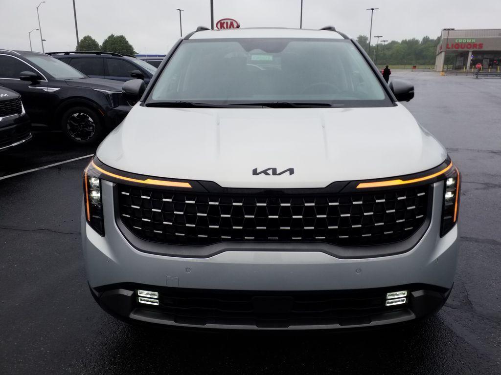 new 2025 Kia Carnival car, priced at $48,630