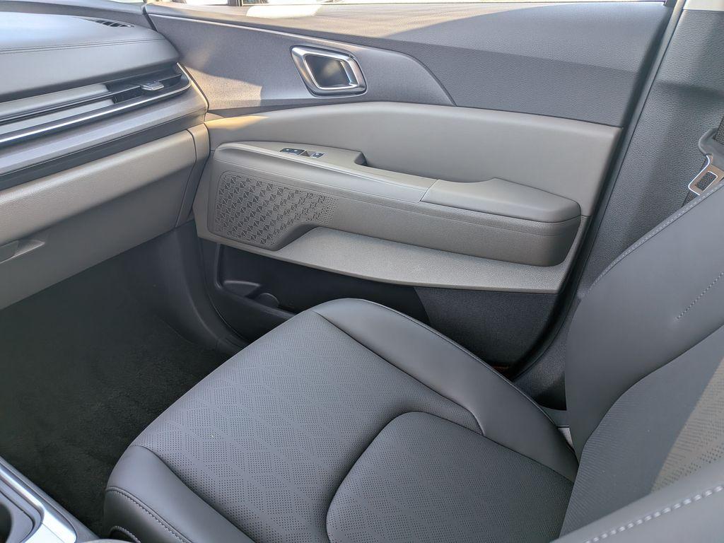new 2026 Kia Carnival car, priced at $42,465