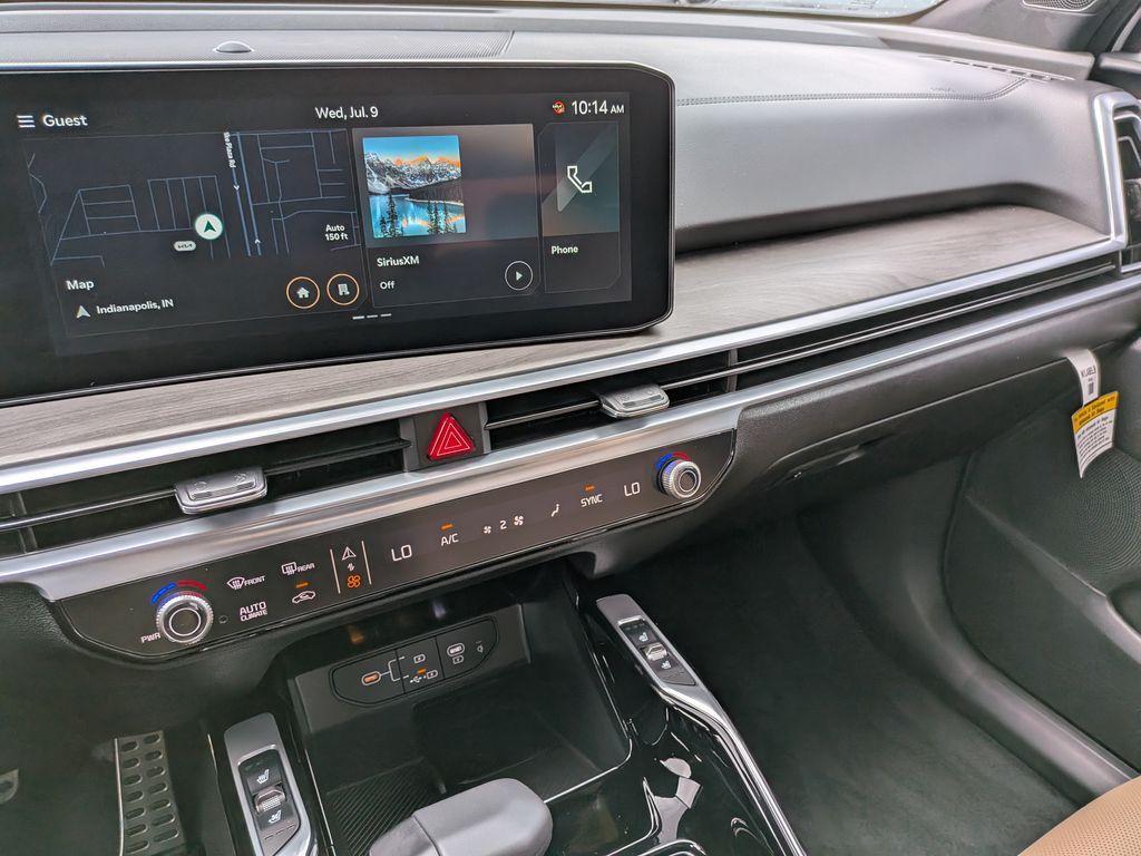 new 2025 Kia Sorento car, priced at $44,269