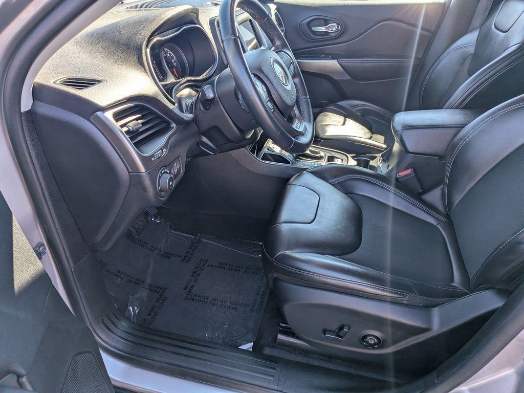 used 2019 Jeep Cherokee car, priced at $16,988