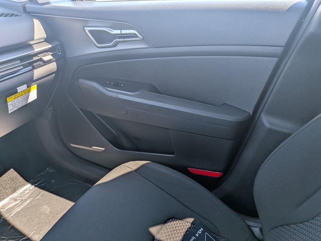 new 2026 Kia Sportage Hybrid car, priced at $33,485