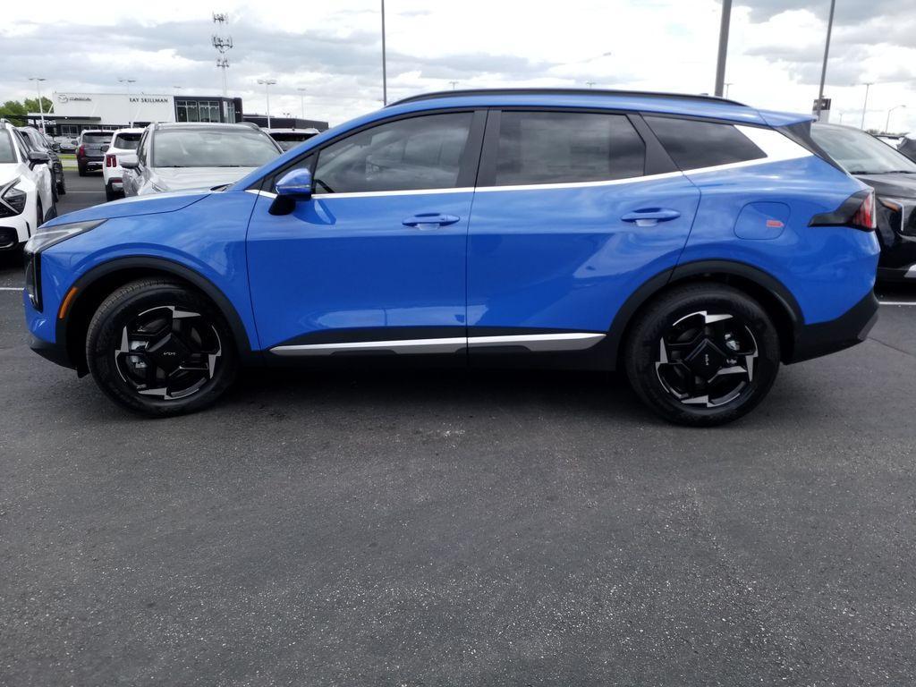 new 2026 Kia Sportage car, priced at $32,885