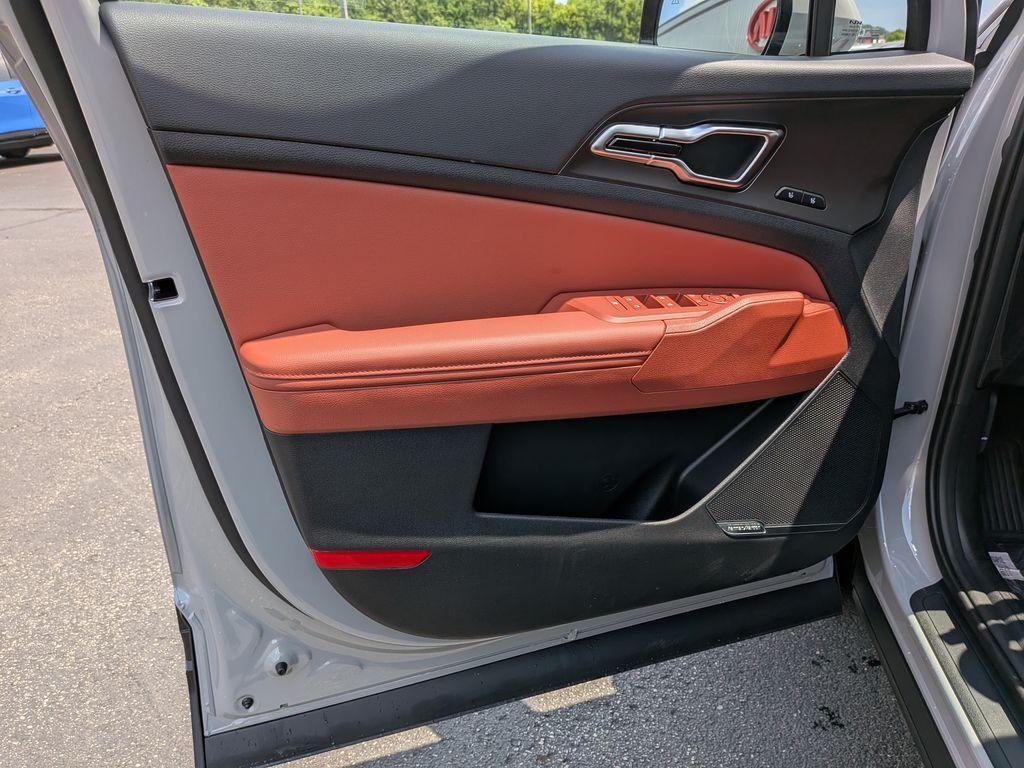 new 2026 Kia Sportage car, priced at $37,888