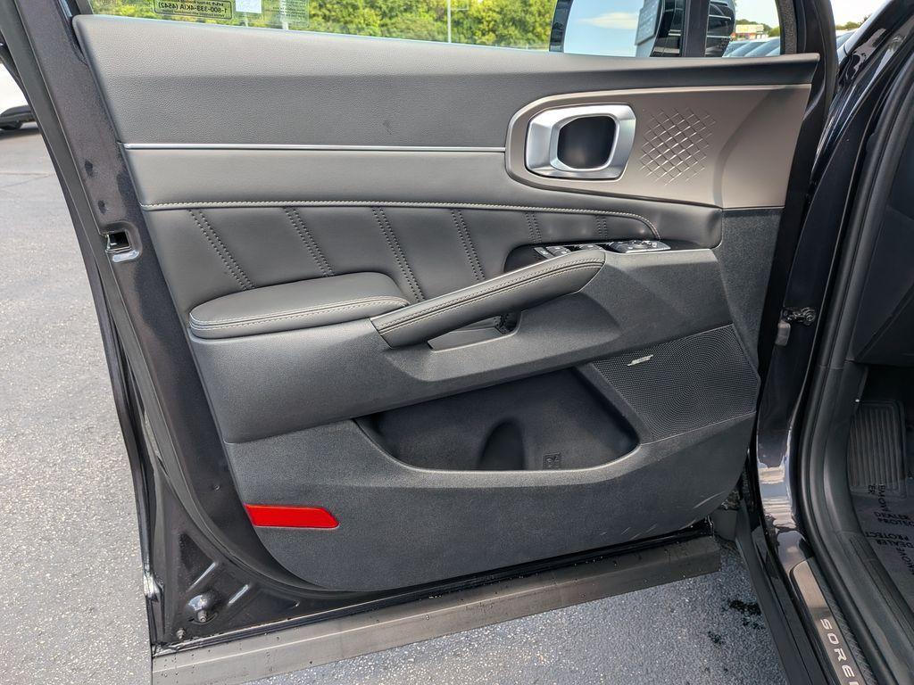 new 2026 Kia Sorento car, priced at $43,800