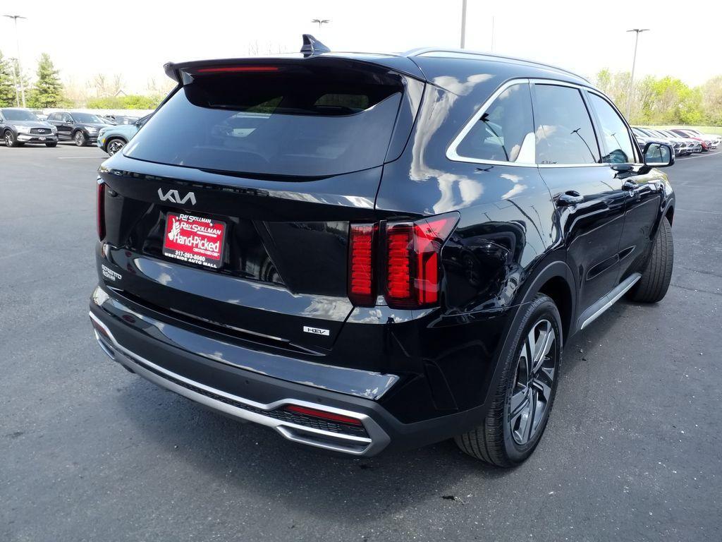 used 2023 Kia Sorento Hybrid car, priced at $32,990