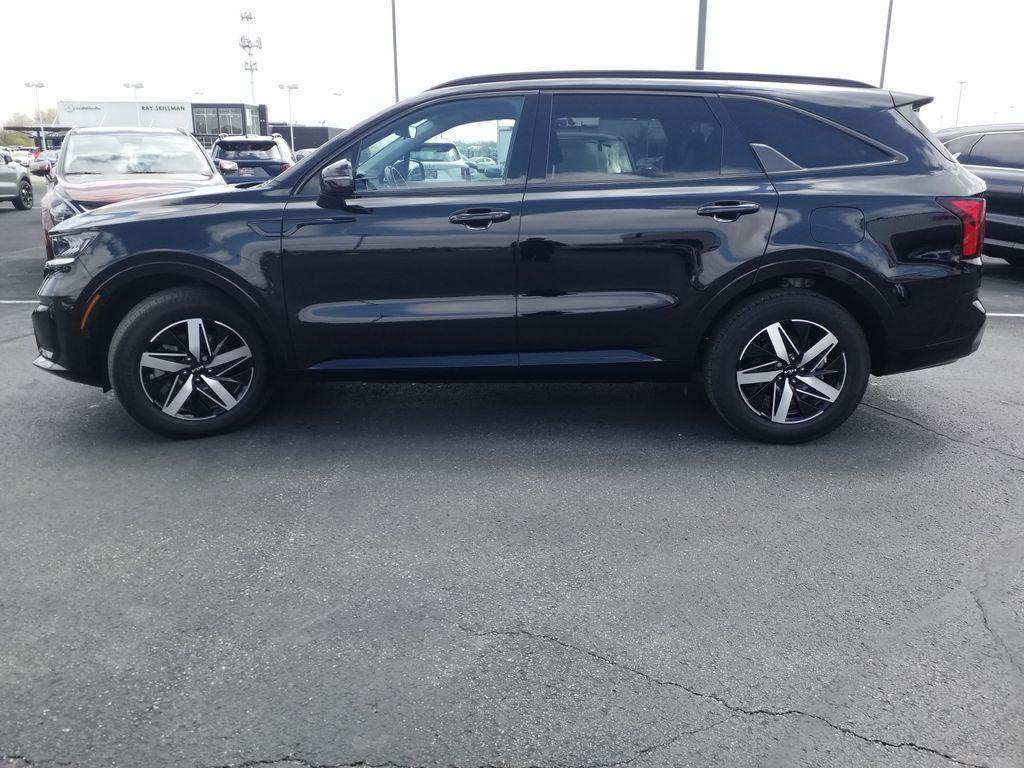 used 2022 Kia Sorento car, priced at $28,990