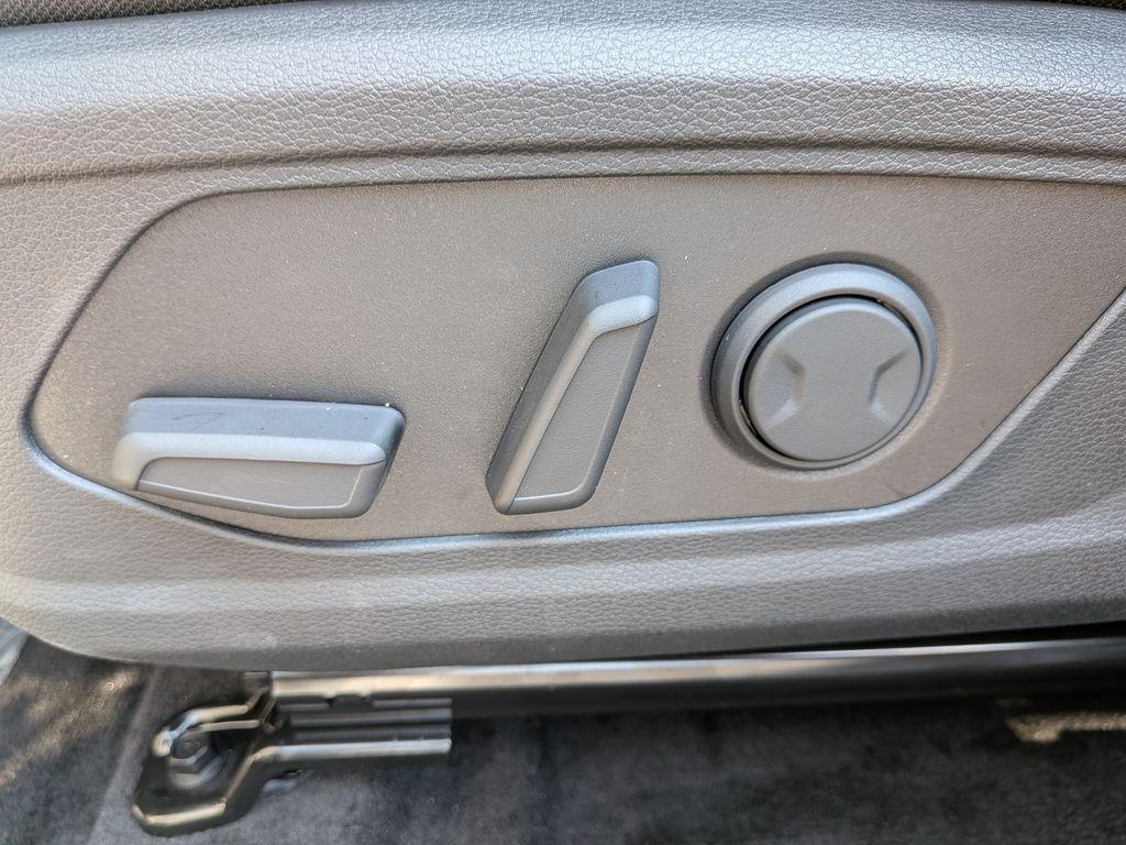 new 2026 Kia Sportage Hybrid car, priced at $37,060