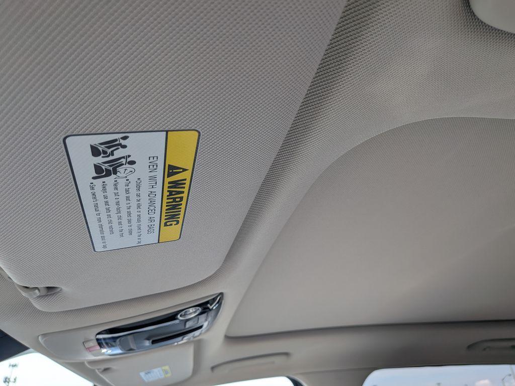 new 2025 Kia Sorento car, priced at $38,610