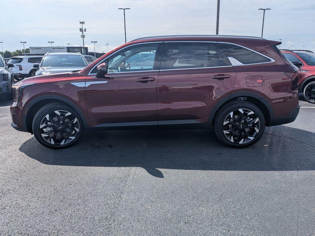 new 2025 Kia Sorento car, priced at $38,610