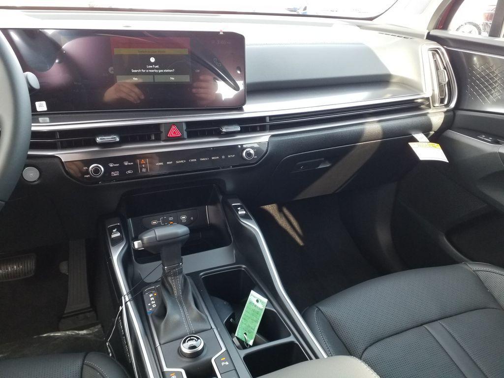 new 2025 Kia Sorento car, priced at $38,445