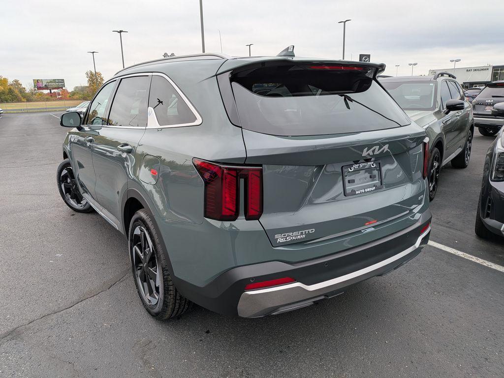 new 2026 Kia Sorento Hybrid car, priced at $39,900