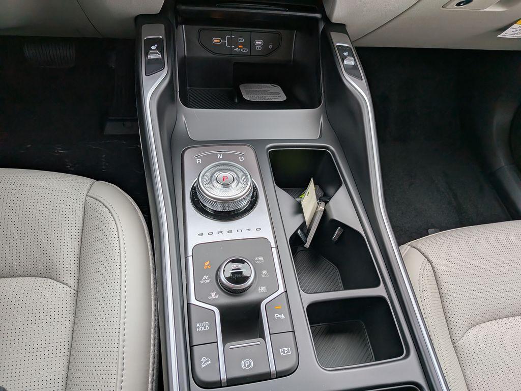 new 2026 Kia Sorento Hybrid car, priced at $39,900