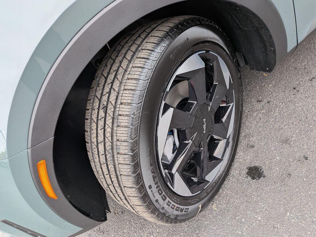 new 2026 Kia Sorento Hybrid car, priced at $39,900