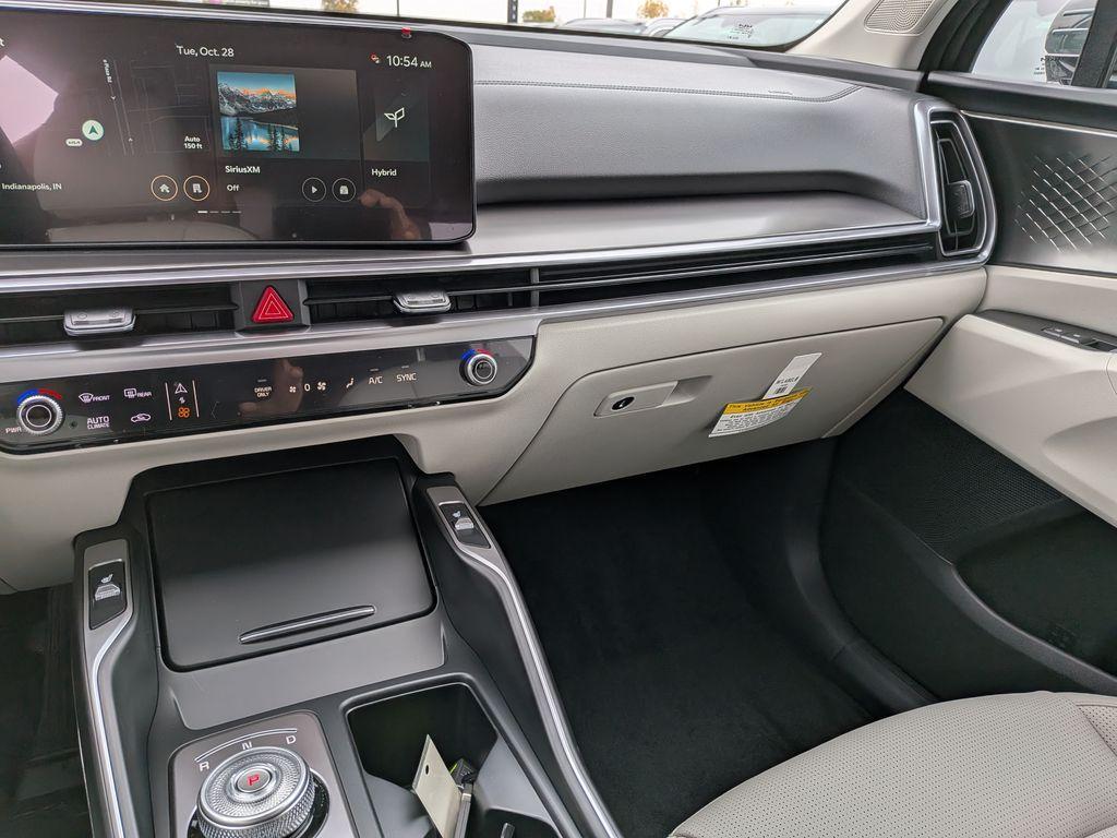 new 2026 Kia Sorento Hybrid car, priced at $39,900