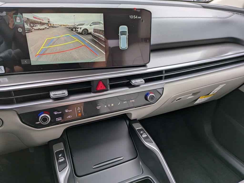 new 2026 Kia Sorento Hybrid car, priced at $39,900