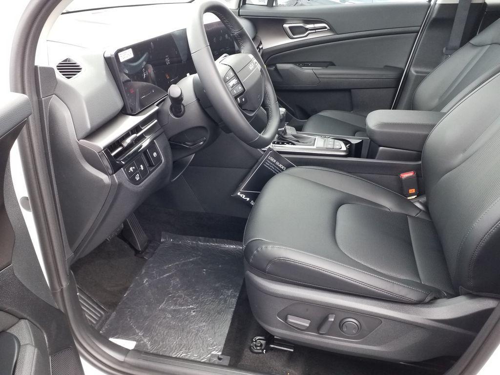 new 2026 Kia Sportage car, priced at $33,380