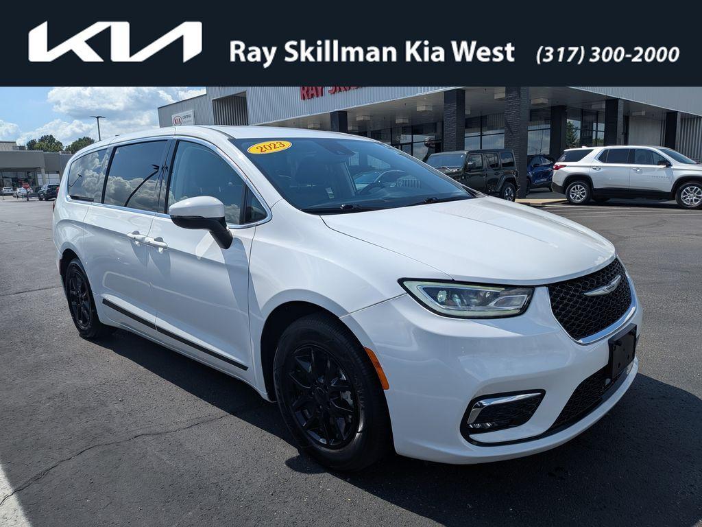 used 2023 Chrysler Pacifica car, priced at $26,988
