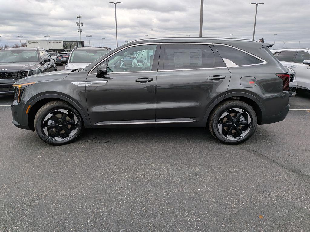 new 2026 Kia Sorento Hybrid car, priced at $40,100